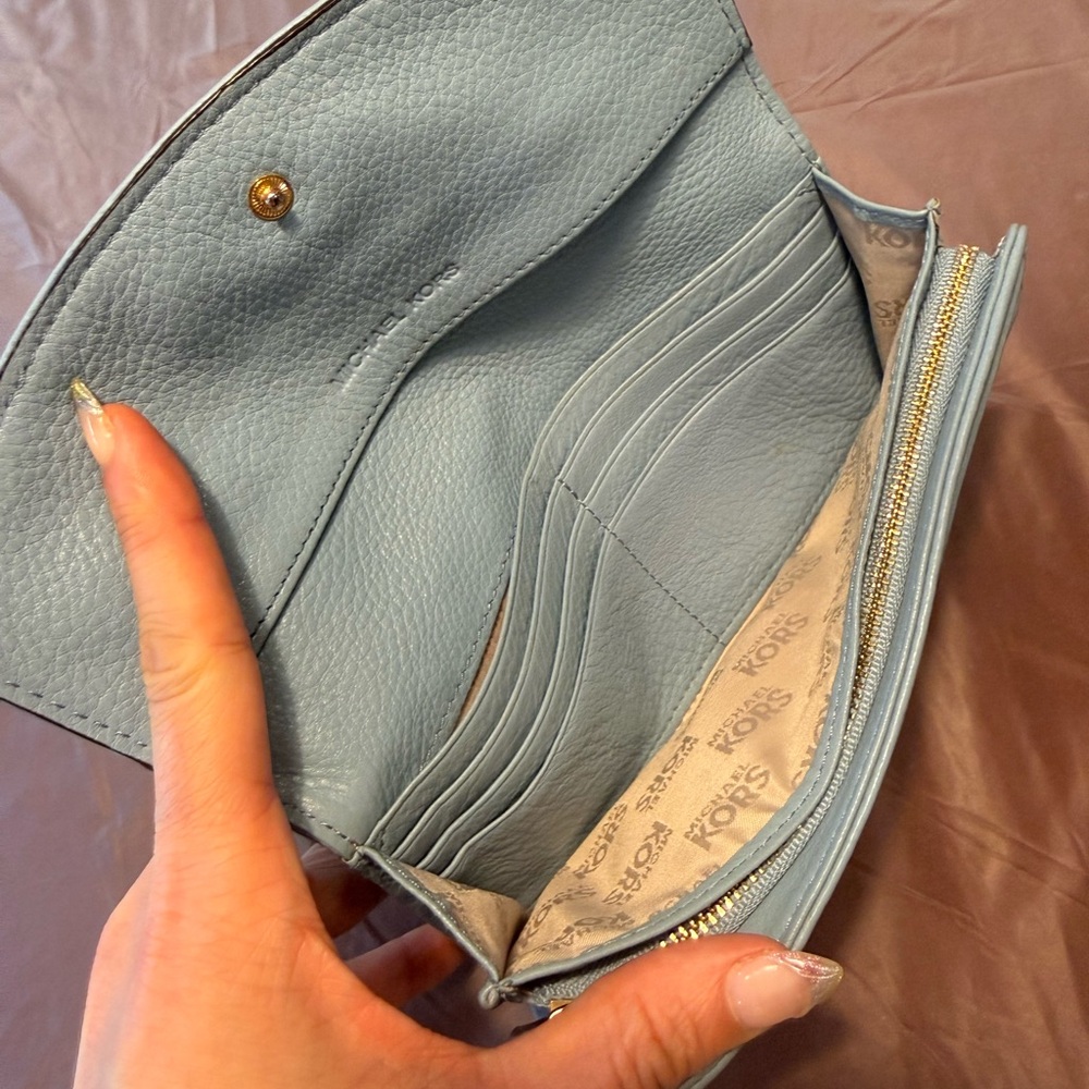 Michael Kors Light Blue Pebbled Jet Set Leather Continental Wallet Gold Plaque - Picture 5 of 8